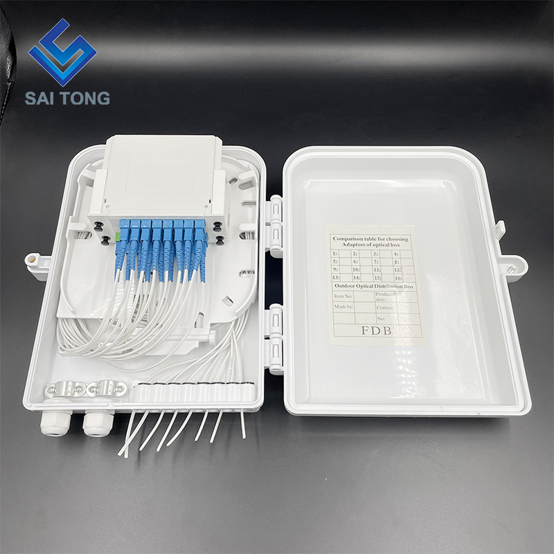 FTTH BOX 16 Core في الهواء الطلق 16 منفذًا صندوق توزيع الألياف مع صندوق طرفي مقسم 1x16 plc للتثبيت على الحائط والتركيب على القطب